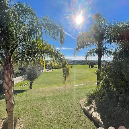 Вилла Carvoeiro Golf Эштомбар